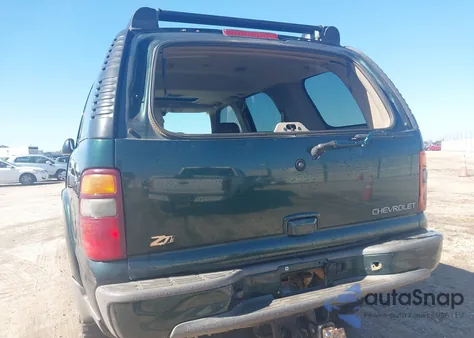 2004 Chevrolet Tahoe Z71 z USA, uszkodzony, nr VIN 1GNEK13Z14R183336